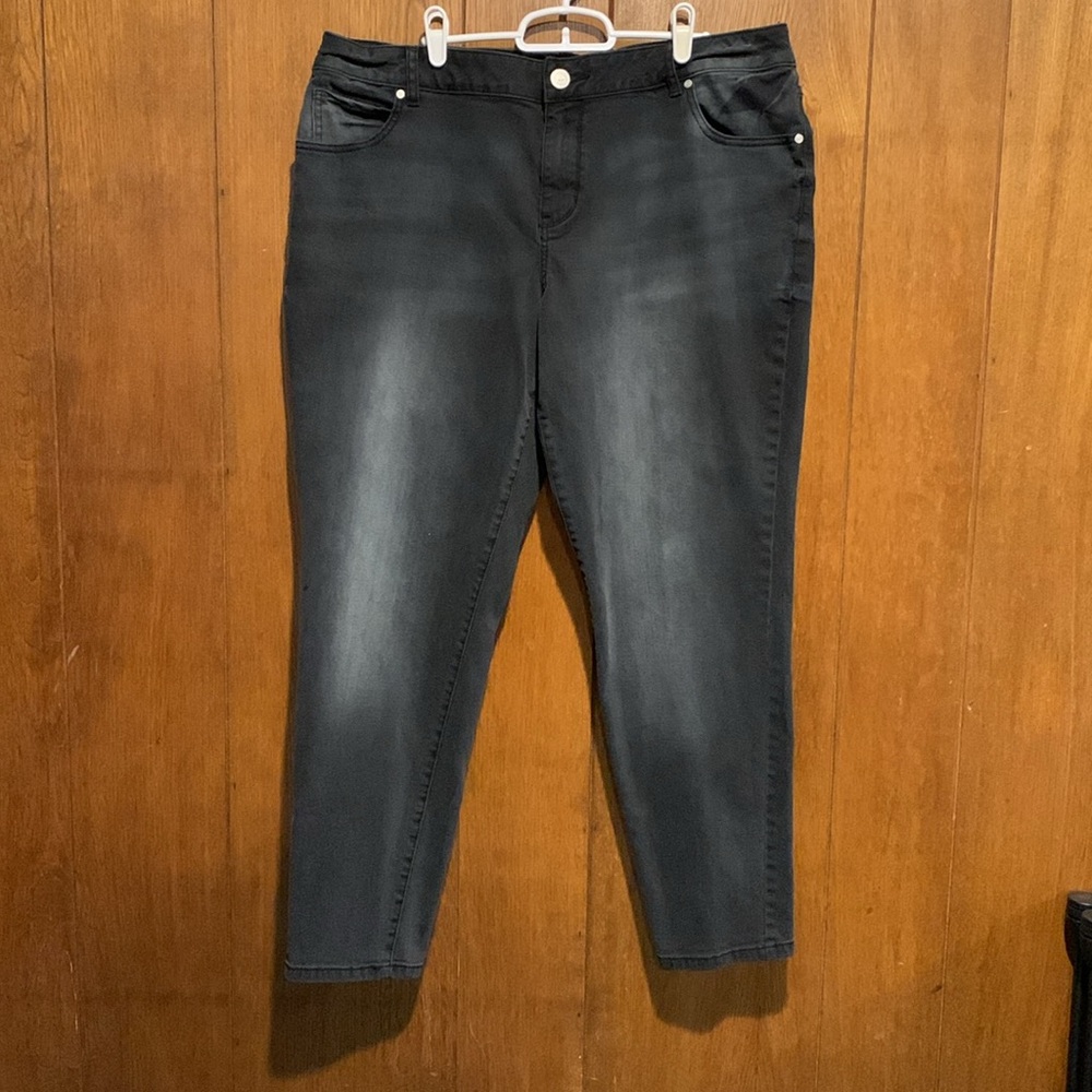 Lane Bryant GenuisFit Skinny Jeans Washed Black - Picture 3 of 7